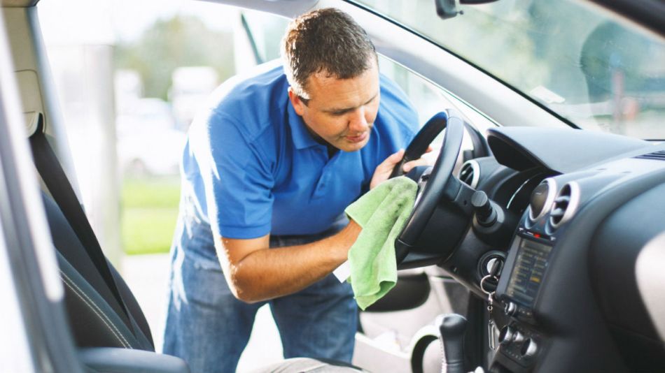 The Ultimate Guide to Interior Car Cleaning: Tips and Tricks